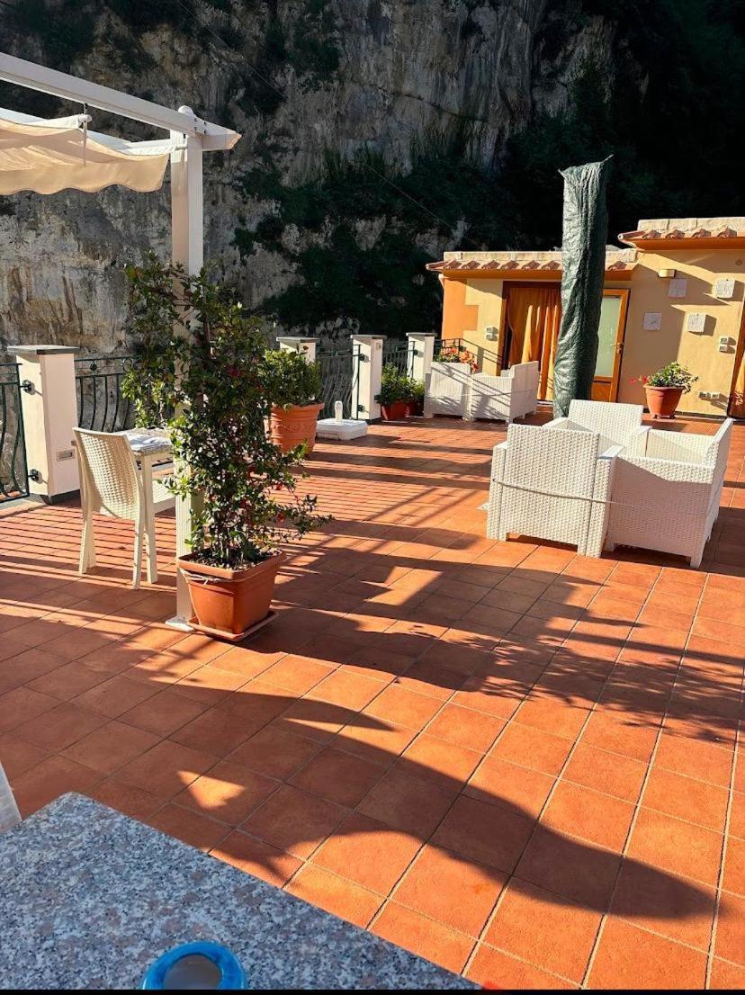 B&B Valenti Amalfi Dış mekan fotoğraf